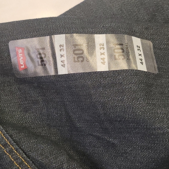 NWT Levi's 501 Original Straight Leg Dark Blue Jeans Mens Size W44X32L, W36X32L - Picture 4 of 7